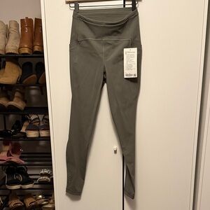 Lululemon olive swift speed legging